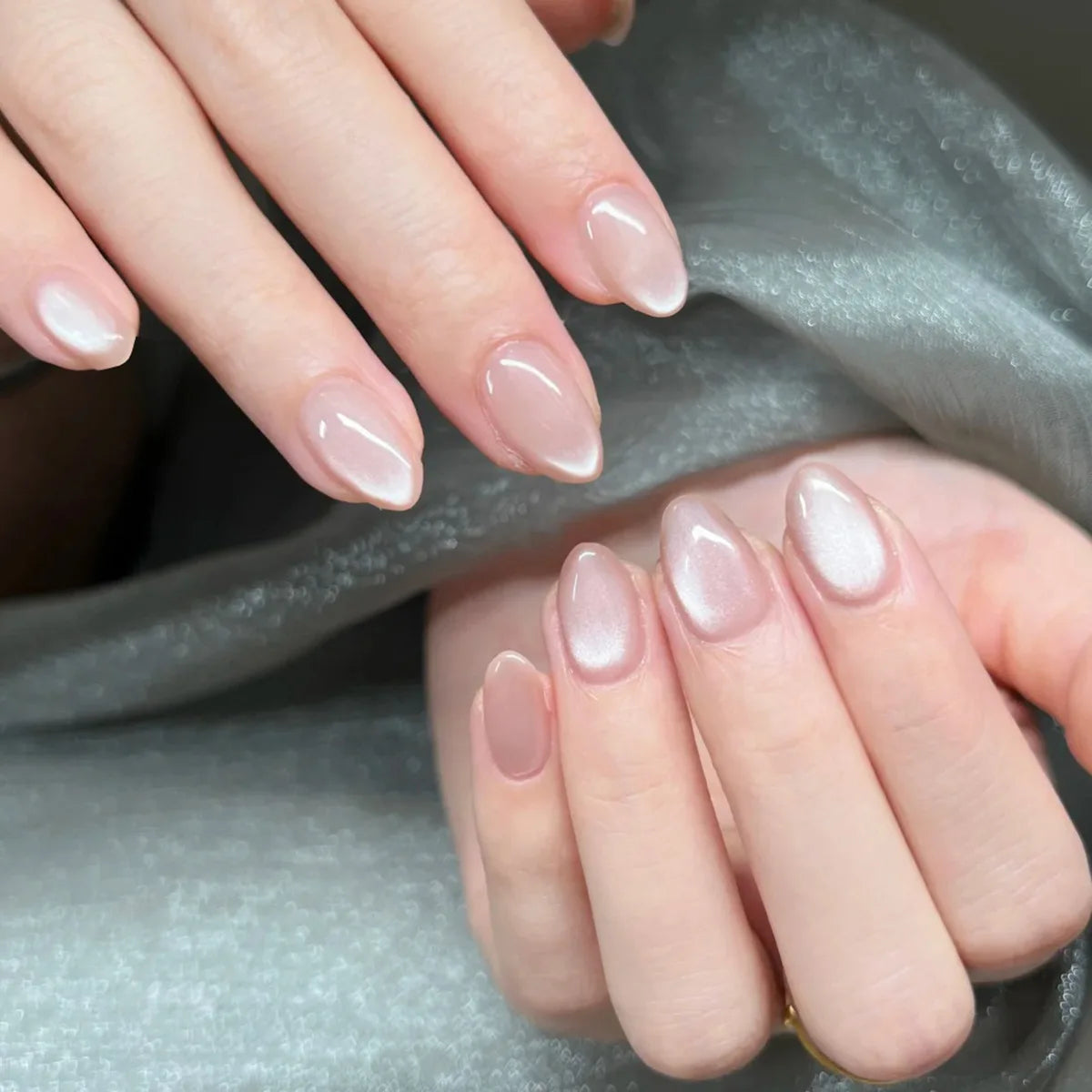 24Pcs Metallic Cat Eye French Sheer Manicure Tip Art Textured 3D Acrylic False Nails Nude Pink Almond Medium Press on Fake Nails
