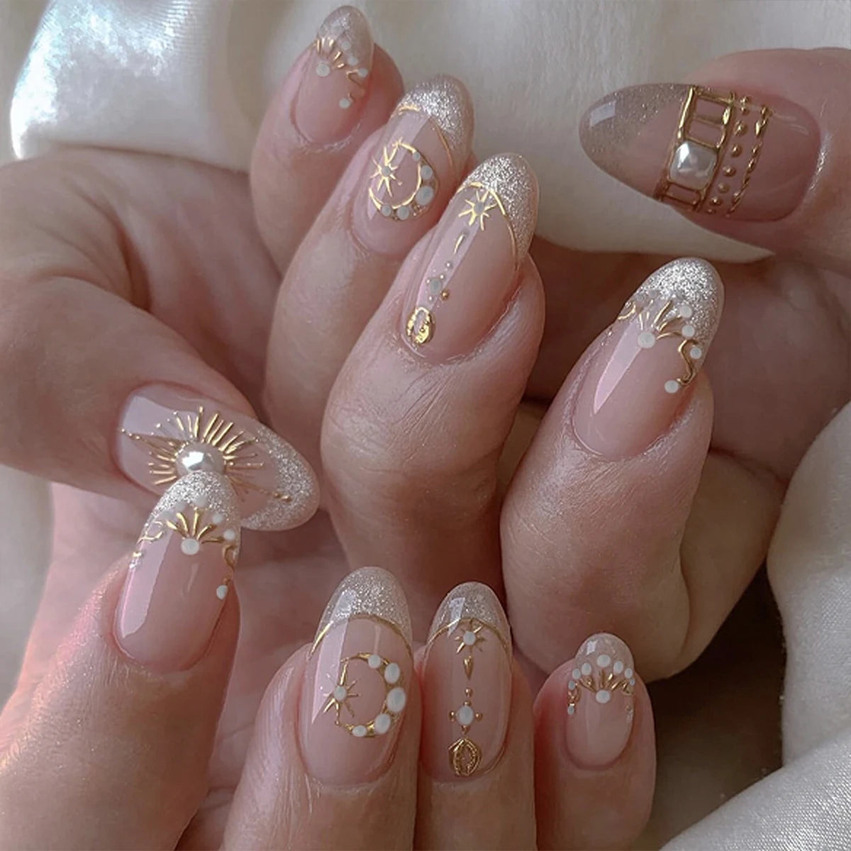 24Pcs Metallic Cat Eye French Sheer Manicure Tip Art Textured 3D Acrylic False Nails Nude Pink Almond Medium Press on Fake Nails
